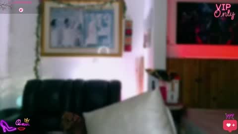 laujgray online show from 12, 6, 2026