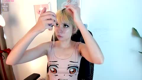 Snapshot of laukyubey1 chatting on 4, 7, 2026 laukyubey1 online show from 4, 7, 2026