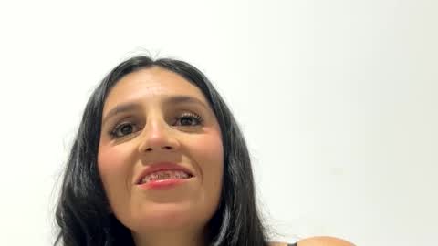 laura  online show from 3, 5, 2026