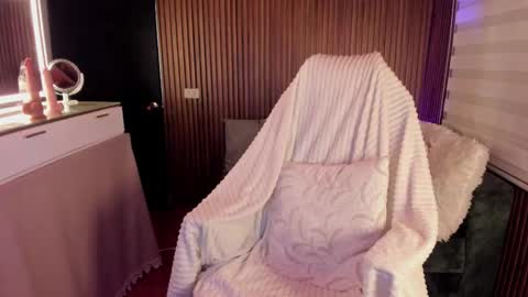 Snapshot of laura__cruz chatting on 15, 2, 2026 laura cruz online show from 15, 2, 2026