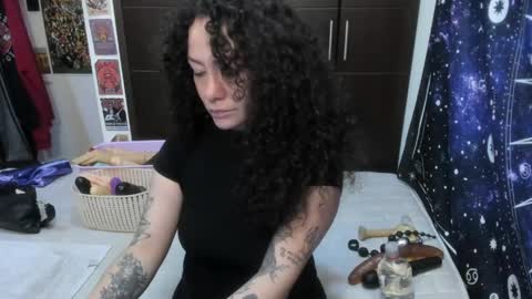  Wen  online show from 21, 4, 2026