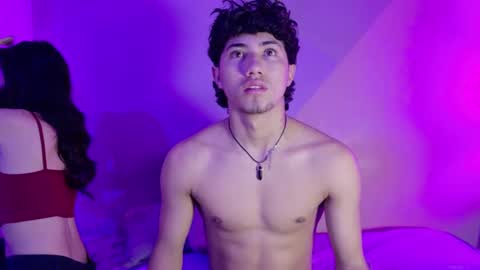 laura_and_kevin online show from 25, 9, 2025