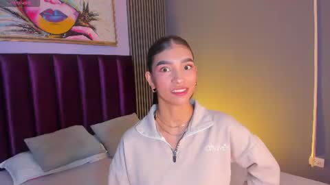 Snapshot of laura_aristizabal_19 chatting on 22, 7, 2026 Laura online show from 22, 7, 2026