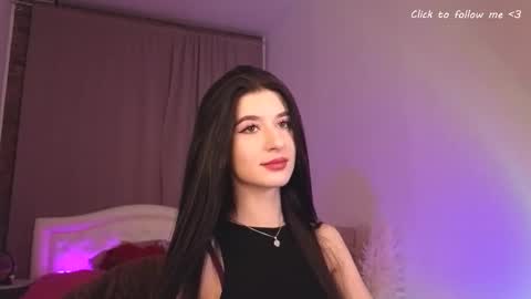 Laura online show from 23, 11, 2025