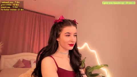 Laura online show from 15, 2, 2026