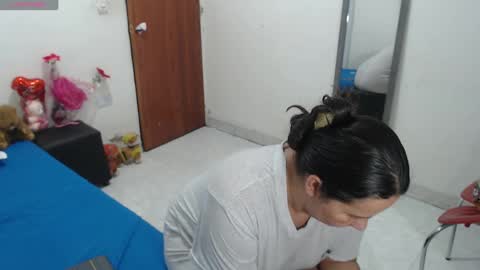 Snapshot of laura_foxx2379 chatting on 1, 10, 2025 laura_foxx2379 online show from 1, 10, 2025