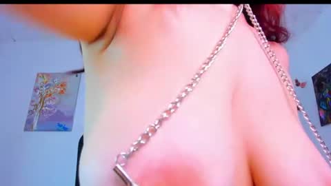 Snapshot of laura_ivy chatting on 10, 7, 2026 LauraIvy online show from 10, 7, 2026