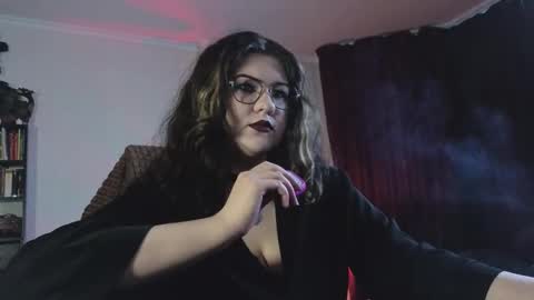 Snapshot of laura_karamazov chatting on 3, 12, 2025 Miss Laura online show from 3, 12, 2025