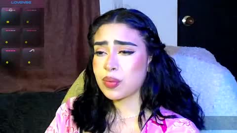 laura_pink01 online show from 26, 11, 2025