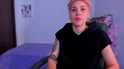 Laura Rose online show from 17, 12, 2025