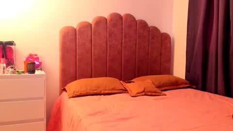 LAURA SOE online show from 16, 10, 2025