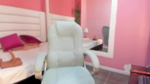 Laura online show from 17, 12, 2025