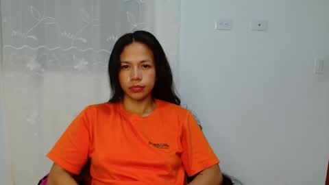 Snapshot of lauracb_ chatting on 18, 9, 2025 lauracb online show from 18, 9, 2025