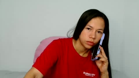 Snapshot of lauracb_ chatting on 9, 6, 2026 lauracb online show from 9, 6, 2026