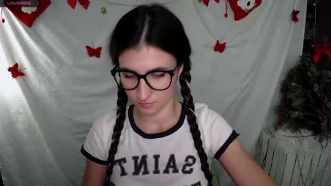 Laura online show from 3, 1, 2025