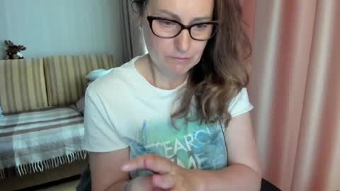 Lauraoven1 online show from 28, 4, 2026