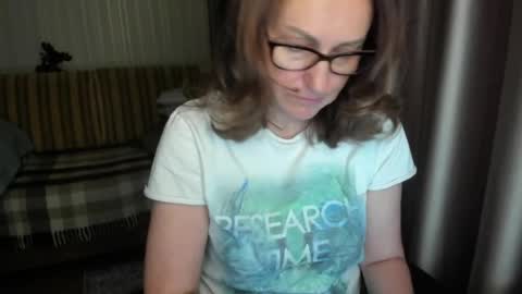 Lauraoven1 online show from 29, 4, 2026