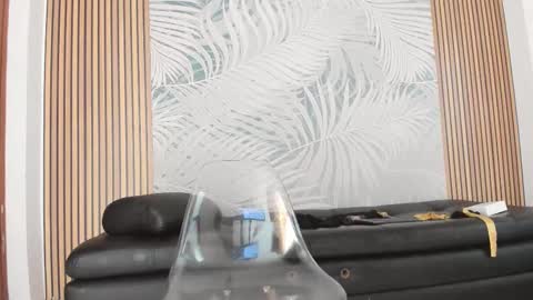 Snapshot of laurarossi_nova chatting on 9, 2, 2025 Laura online show from 9, 2, 2025