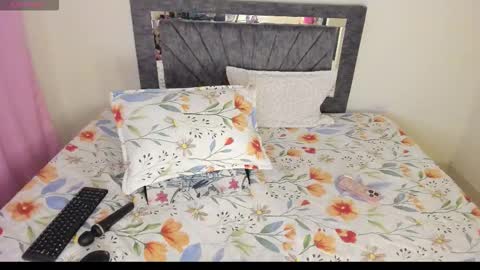 laurasofia01 online show from 13, 3, 2026