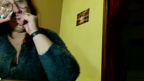 laureanne online show from 23, 12, 2024