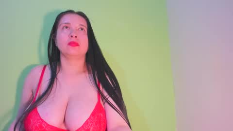 laureen777 online show from 1, 2, 2025