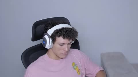 Laureent online show from 4, 10, 2025