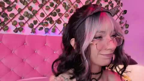 Lauren evans9 online show from 6, 3, 2026