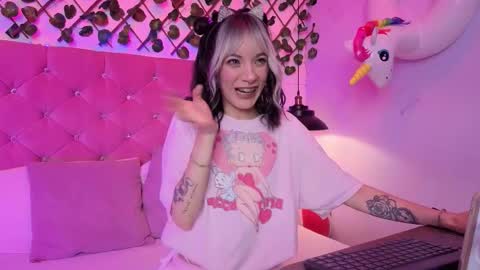 Lauren evans9 online show from 8, 3, 2026