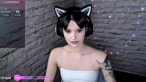 Snapshot of lauren_raquel chatting on 17, 12, 2024 Eva online show from 17, 12, 2024