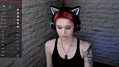 Snapshot of lauren_raquel chatting on 13, 5, 2026 Eva online show from 13, 5, 2026