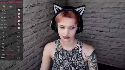 Snapshot of lauren_raquel chatting on 2, 6, 2026 Eva online show from 2, 6, 2026