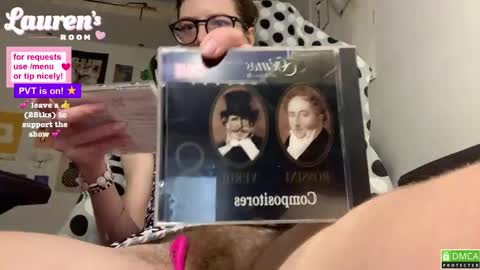Lauren   online show from 19, 5, 2026