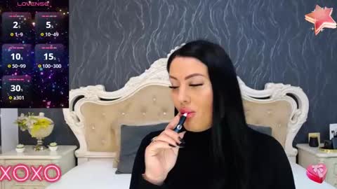 Laura online show from 27, 12, 2024