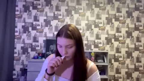 Snapshot of laurenjungling chatting on 9, 9, 2025 Hannah online show from 9, 9, 2025