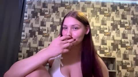 Snapshot of laurenjungling chatting on 11, 9, 2025 Hannah online show from 11, 9, 2025