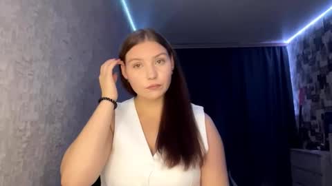 Snapshot of laurenjungling chatting on 2, 10, 2025 Hannah online show from 2, 10, 2025