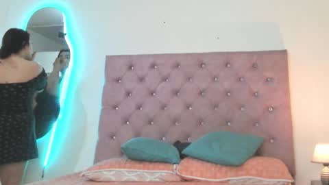 laurenlaine online show from 30, 11, 2025