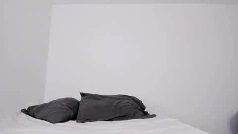 laurensmith9 online show from 28, 1, 2025