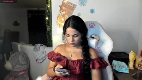 Snapshot of laurent_jones chatting on 1, 1, 2025 daniela angel online show from 1, 1, 2025