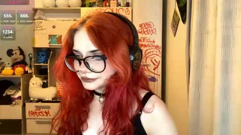 Snapshot of laurettecipro chatting on 14, 6, 2026 Eva online show from 14, 6, 2026