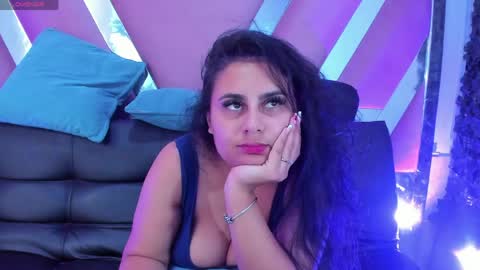 Snapshot of laurynjeffers chatting on 11, 4, 2026 LaurynJeffers online show from 11, 4, 2026