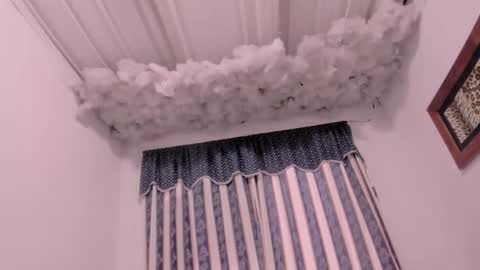 Lauu G online show from 8, 11, 2025