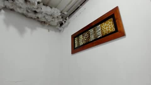 Lauu G online show from 23, 12, 2025