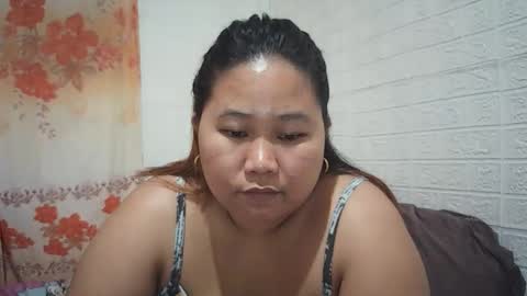 Snapshot of lavalyn214 chatting on 5, 2, 2026 lavalyn214 online show from 5, 2, 2026