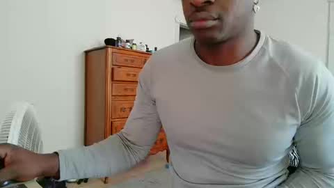 Snapshot of lavanderbrown chatting on 10, 10, 2025 lavanderbrown online show from 10, 10, 2025