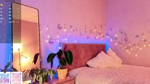 Snapshot of lavenderlav chatting on 13, 5, 2026 Melissa online show from 13, 5, 2026