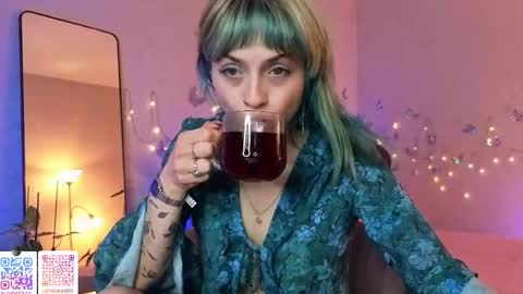 Snapshot of lavenderlav chatting on 1, 6, 2026 Melissa online show from 1, 6, 2026