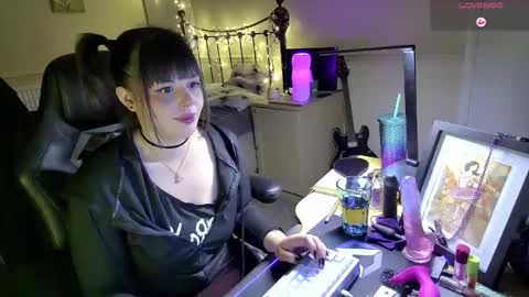 Lavenderrzz online show from 6, 2, 2026