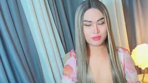 Snapshot of lavictoria_ladyboy chatting on 20, 9, 2025 Victoria online show from 20, 9, 2025