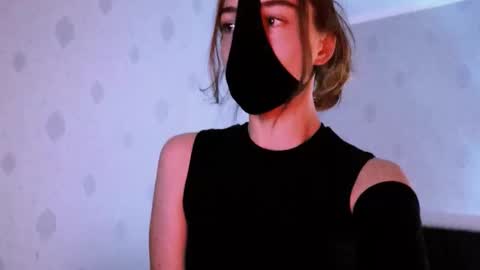 Lavinda online show from 3, 10, 2025